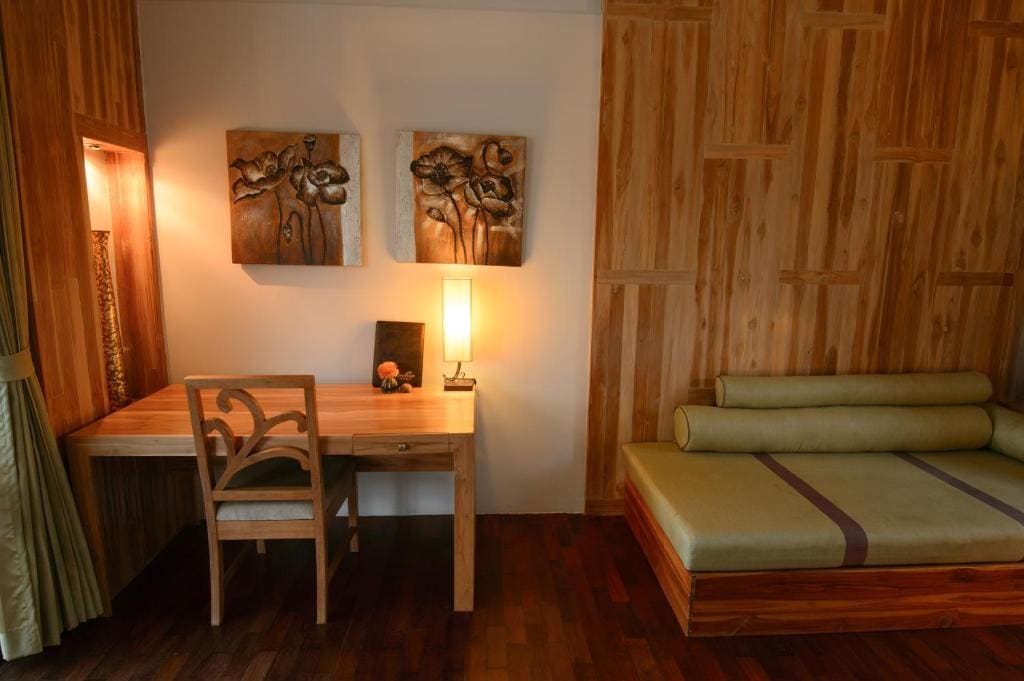 Honeymoon Bungalow with Sea View room - Image 3