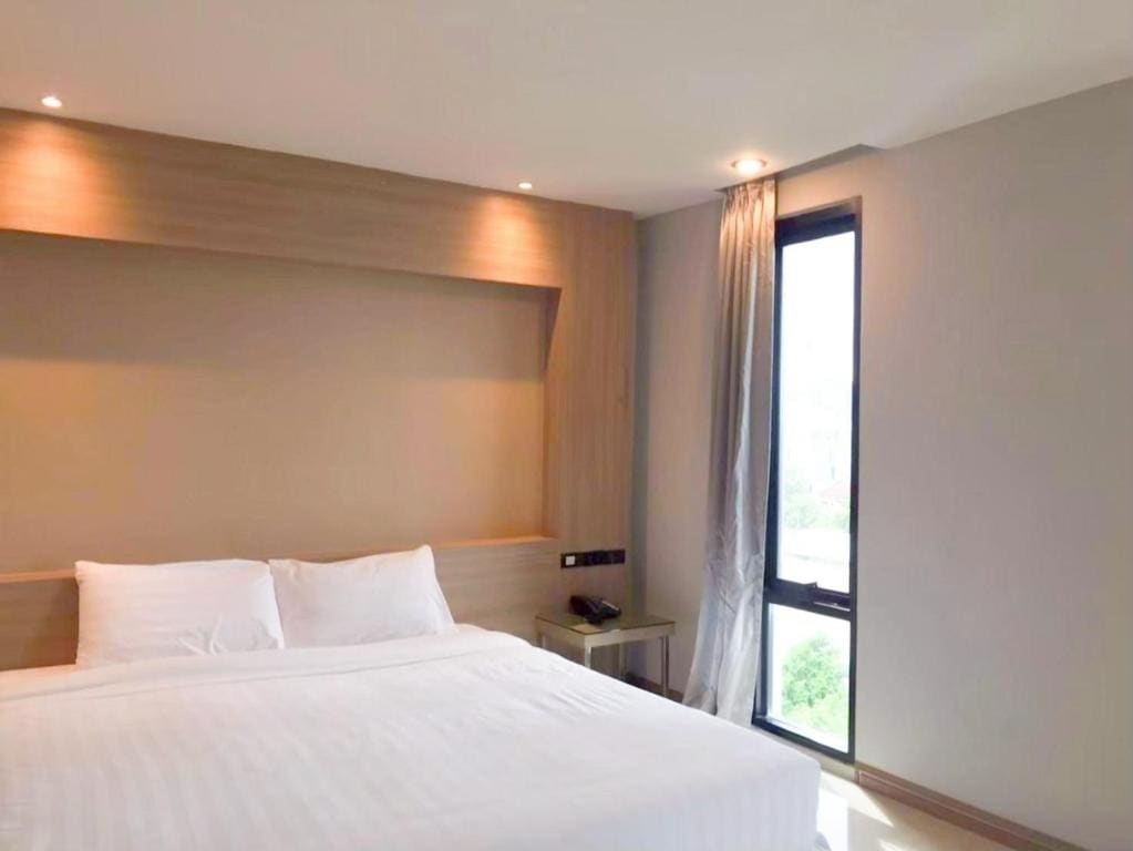 Superior Double Room room - Image 3