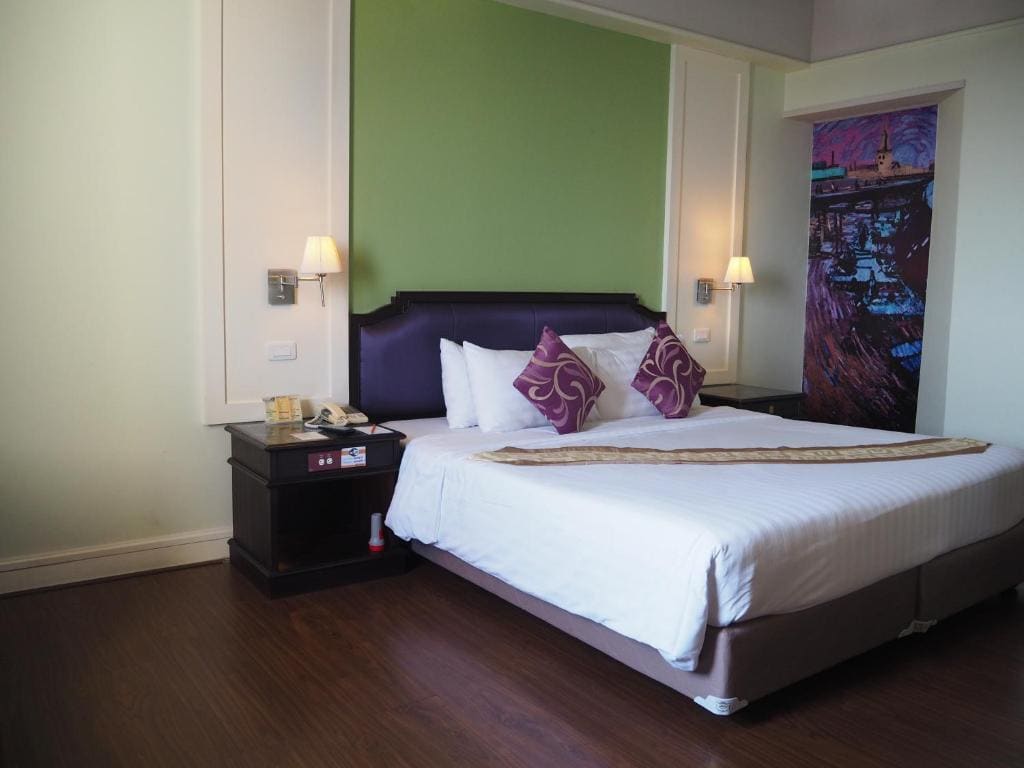 Deluxe Double or Twin Room room - Image 1