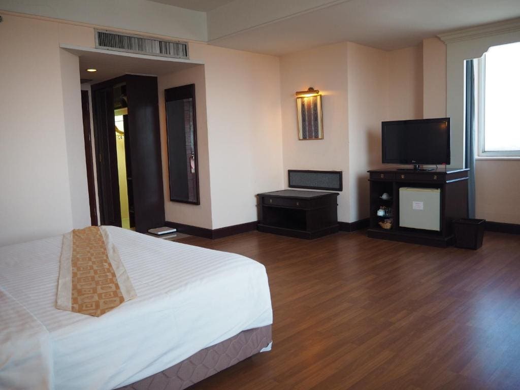 Superior Double or Twin Room room - Image 1