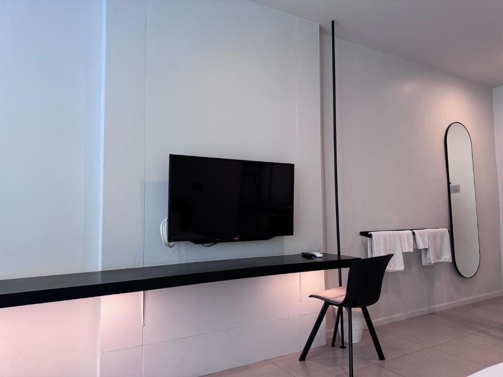 Standard Triple Room - Ground Floor room - Image 1