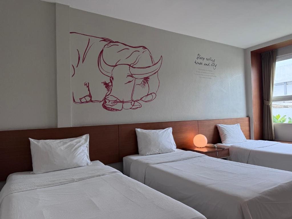 Standard Triple Room room - Image 2