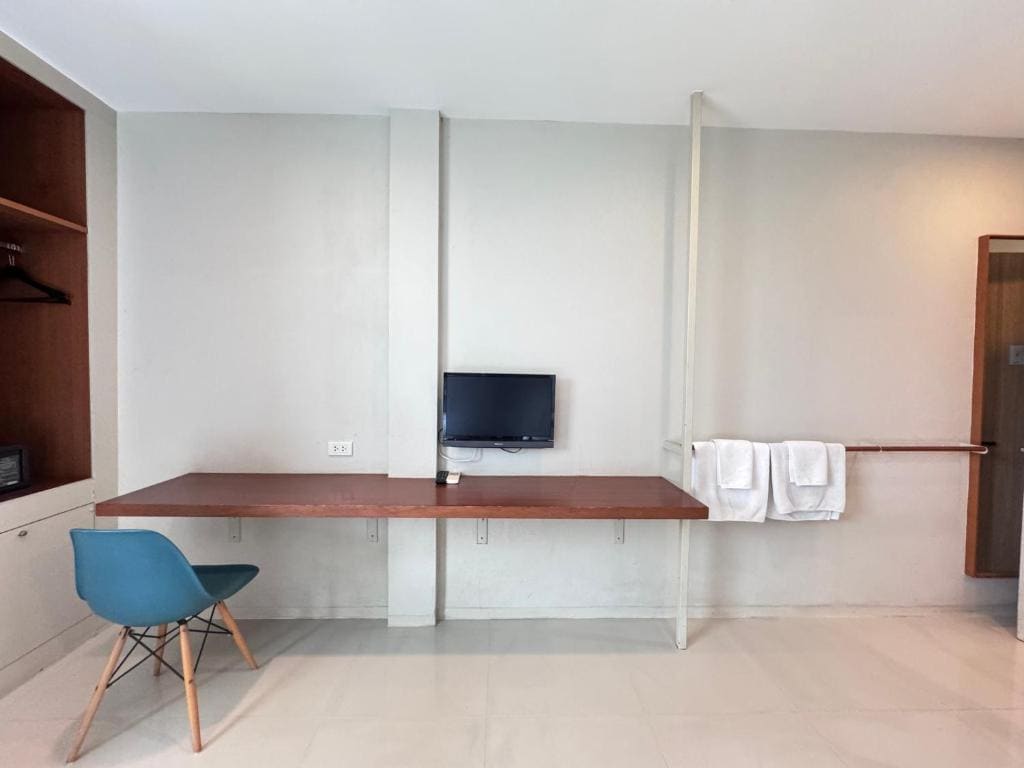 Standard Twin Room room - Image 2