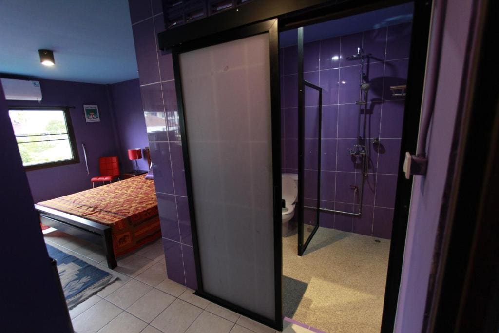 Deluxe Double Room with Shower room - Image 2