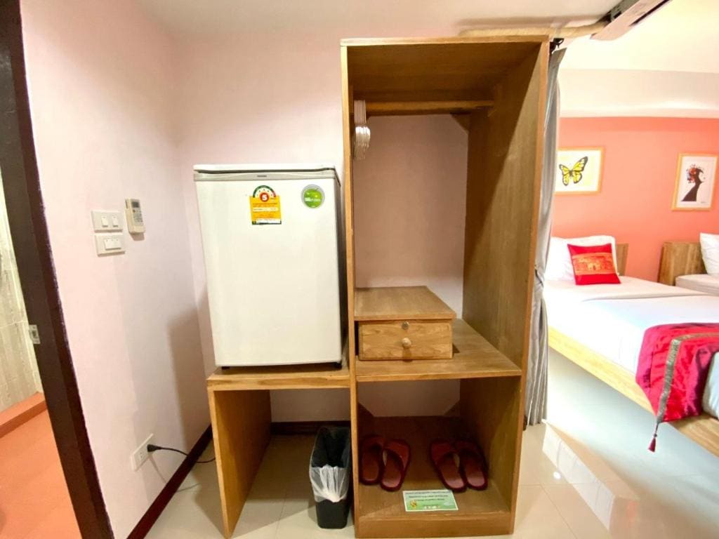 Economy Twin Room room - Image 3