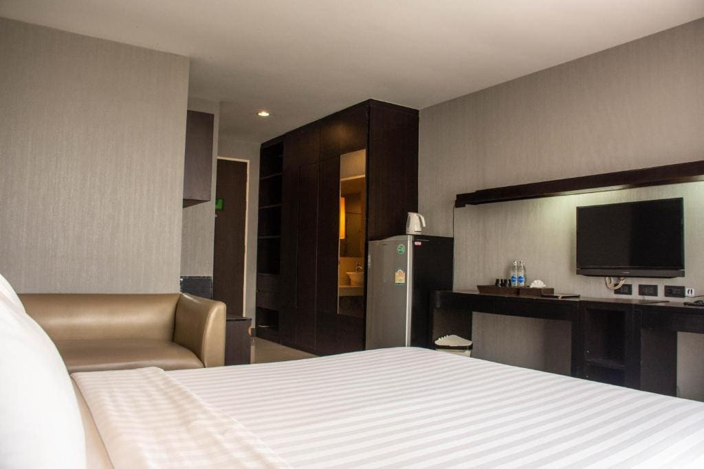 Deluxe Double Room room - Image 2