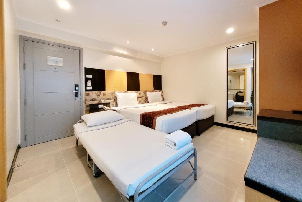 Superior Room with Extra Bed room - Image 1