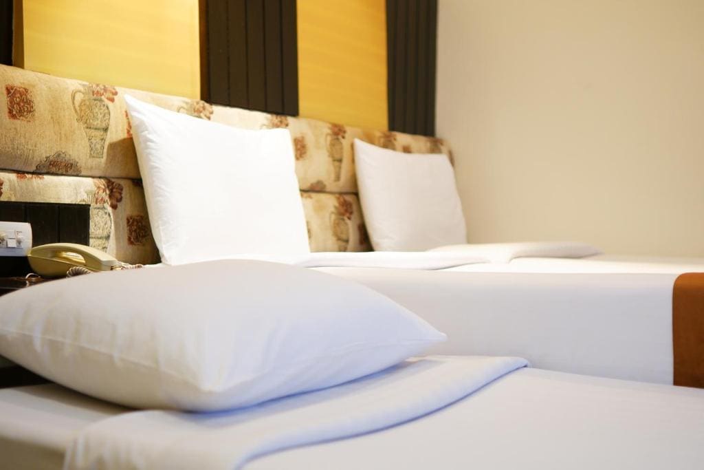 Superior Room with Extra Bed room - Image 2