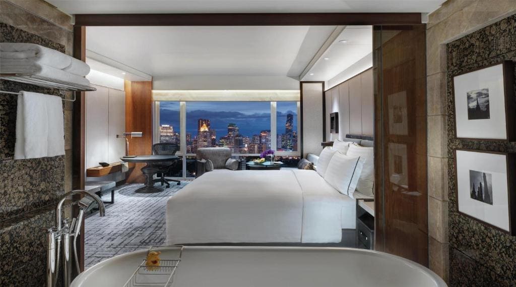 Premium King Room room - Image 2