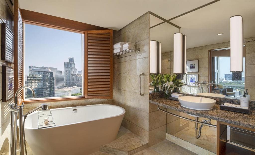 Grand Premium Twin Room room - Image 2