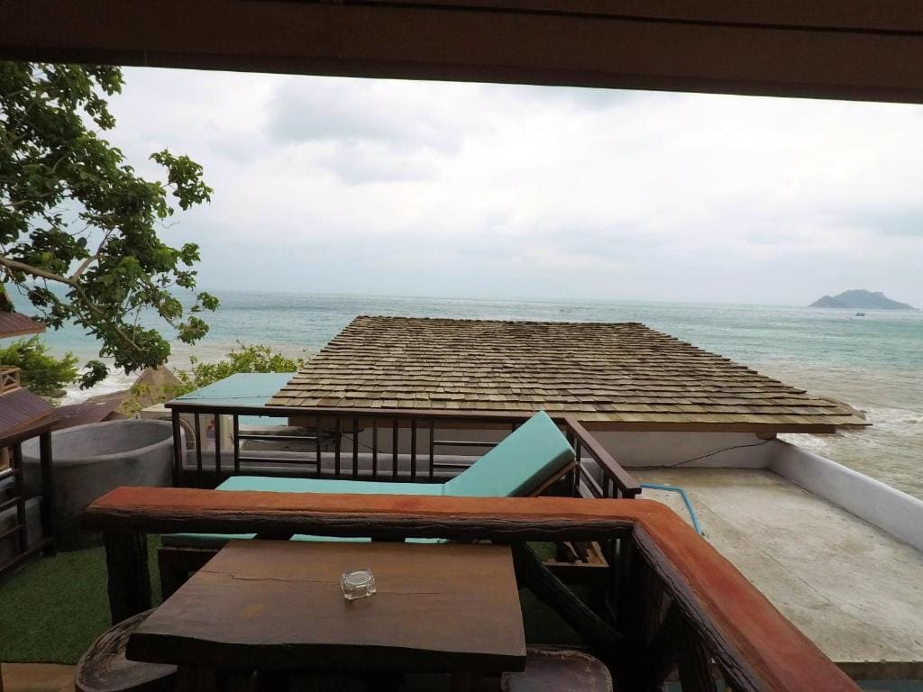 Quadruple Room with Sea View room - Image 2