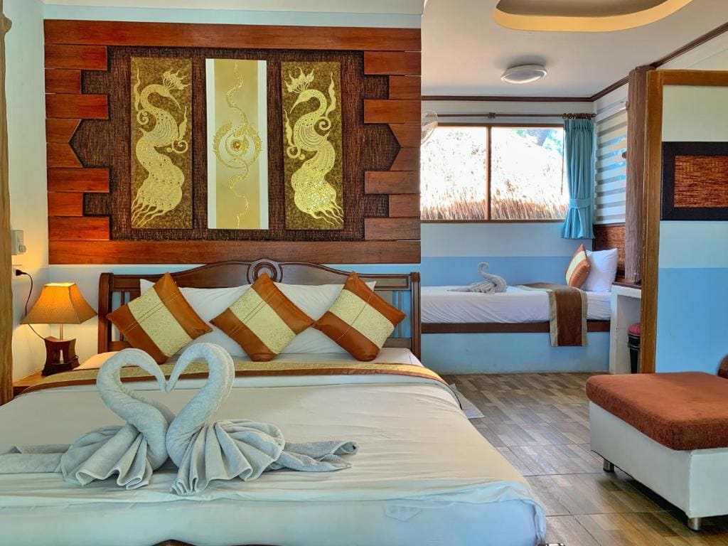 Comfort Triple Room room - Image 3