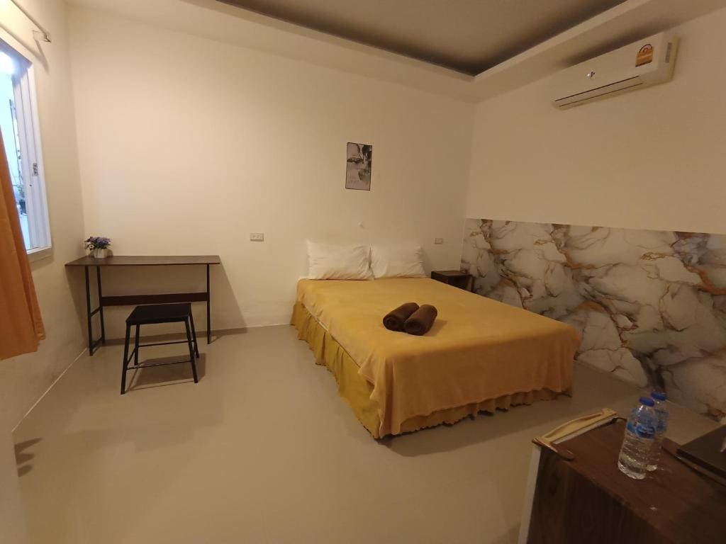 Budget Double Room room - Image 1