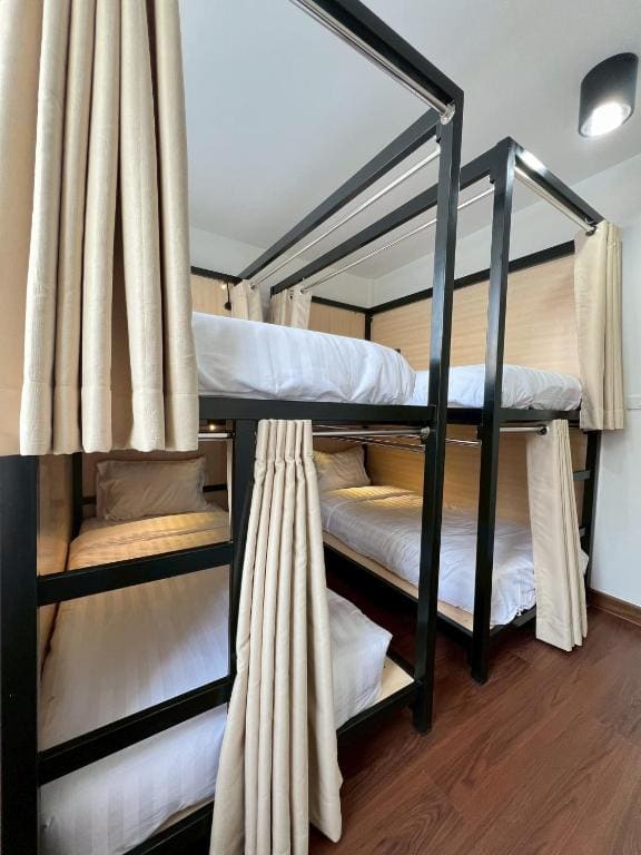 Mixed Dormitory Room room - Image 2