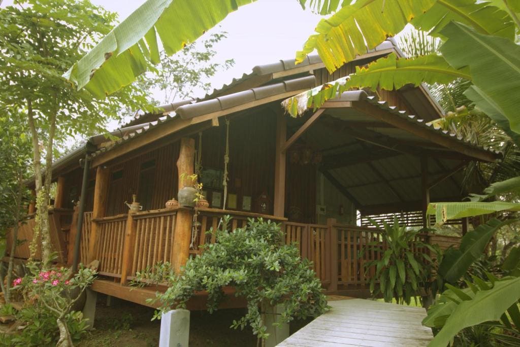 Queen Room with Balcony room - Image 3