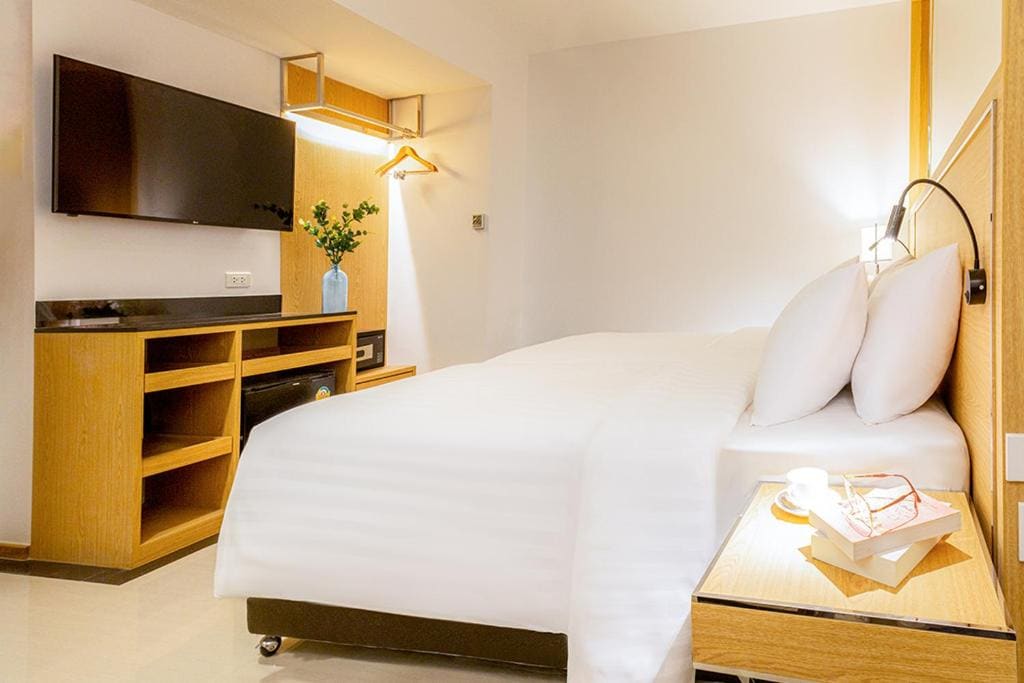 Superior Double or Twin Room room - Image 1