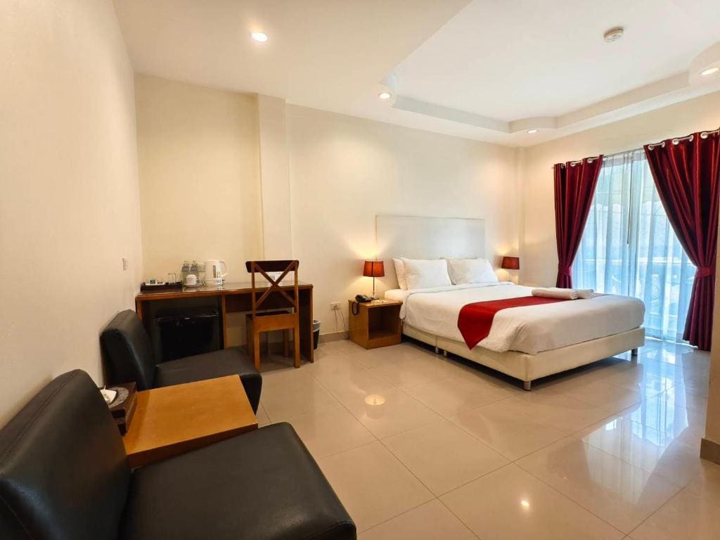 Deluxe Pool View Double or Twin Room with Balcony room - Image 2