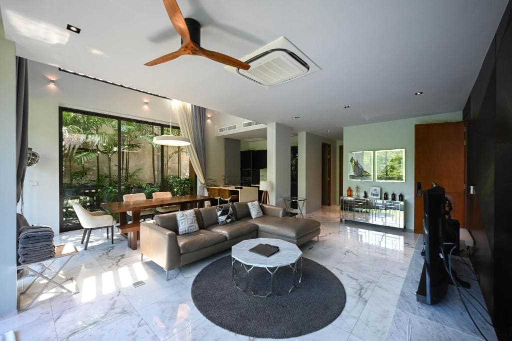 Four-Bedroom Villa with Private Pool room - Image 3
