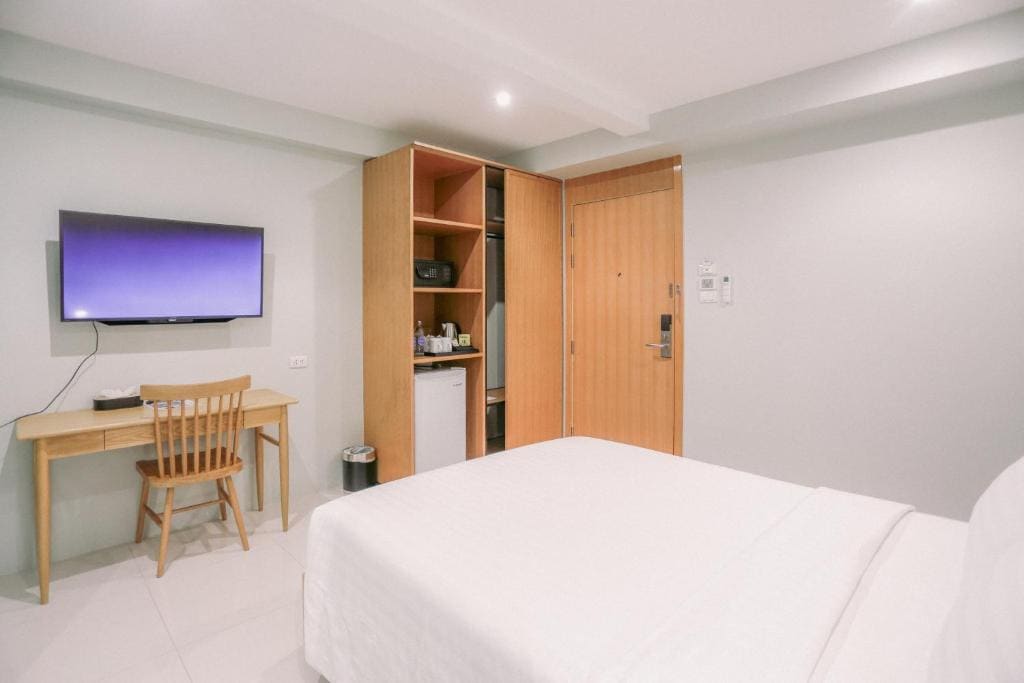 Double Room with Balcony room - Image 1