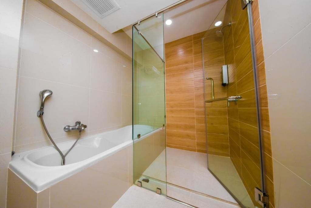 Premium Suite room - Image 2