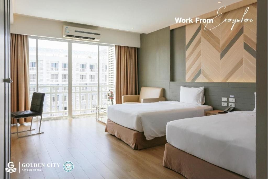 Twin Room with Balcony room - Image 2