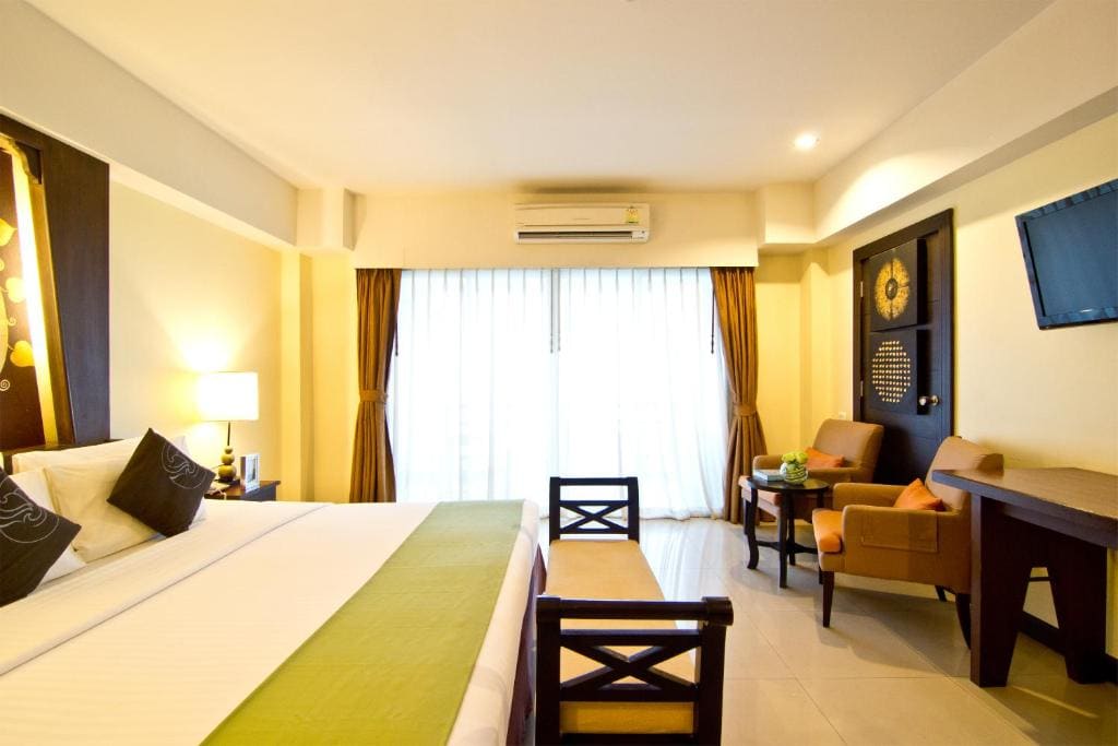 Grand Deluxe Double Room room - Image 3