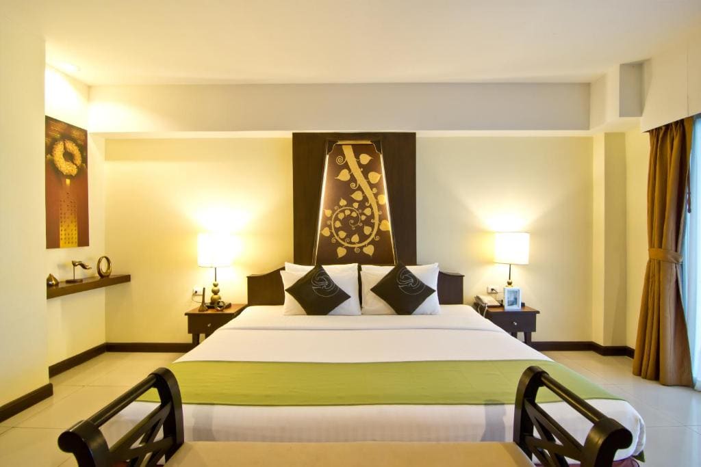 Superior Double or Twin Room room - Image 3