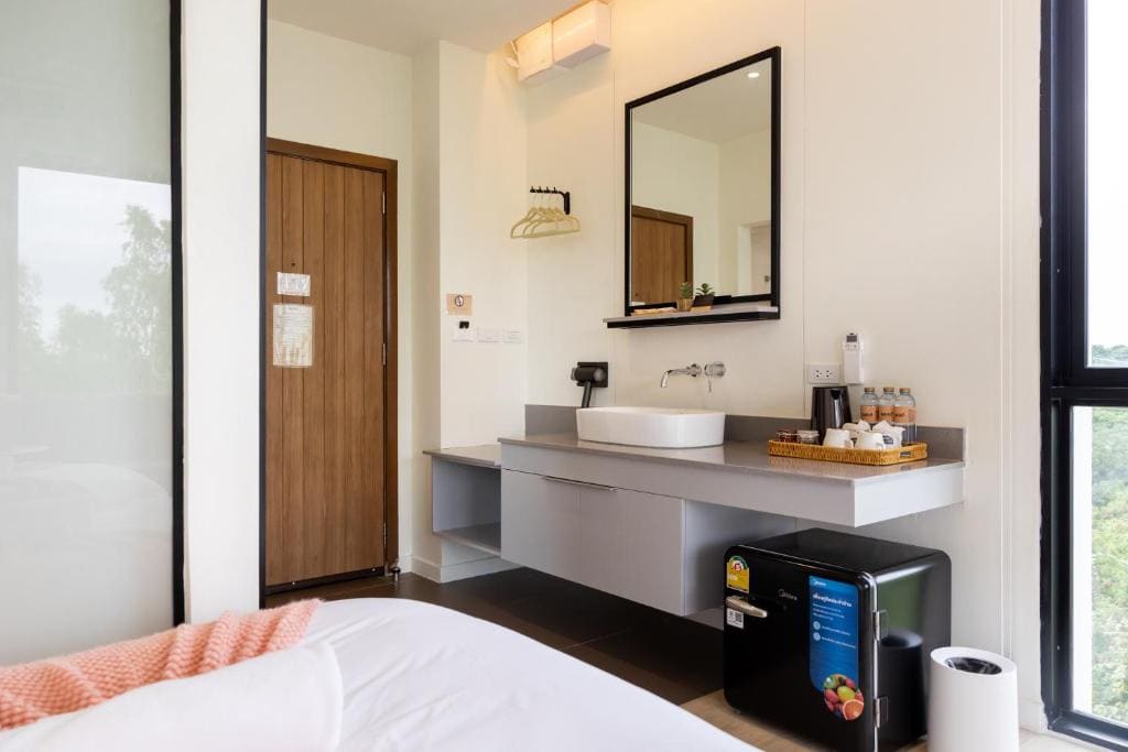 Deluxe Twin Room room - Image 1