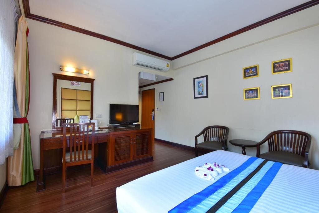 Premier Suite room - Image 3