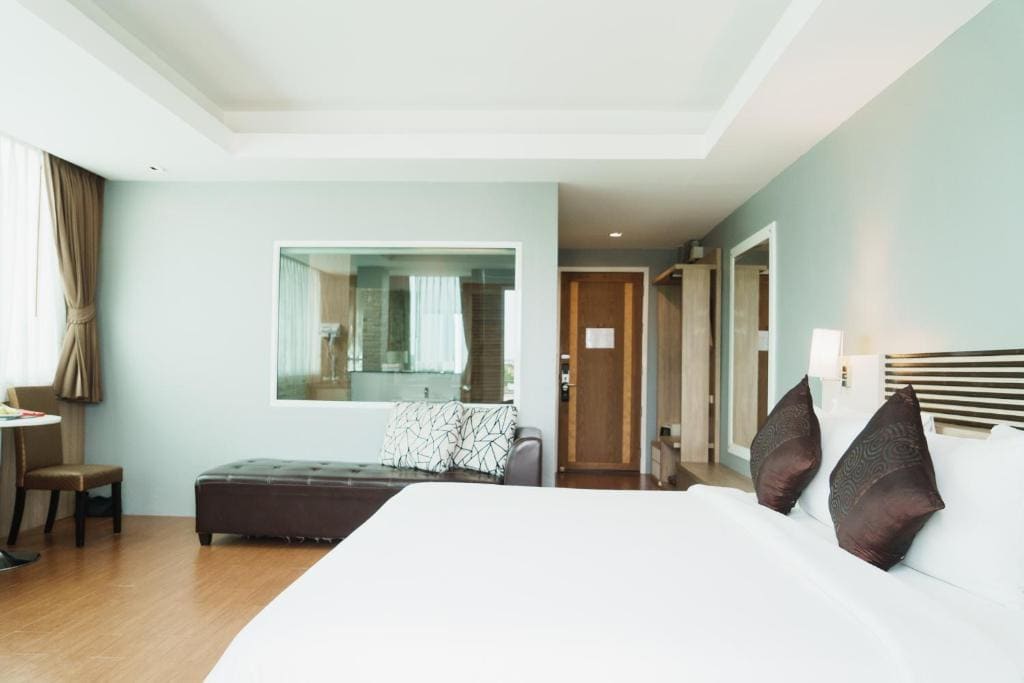 Superior Double Room room - Image 2