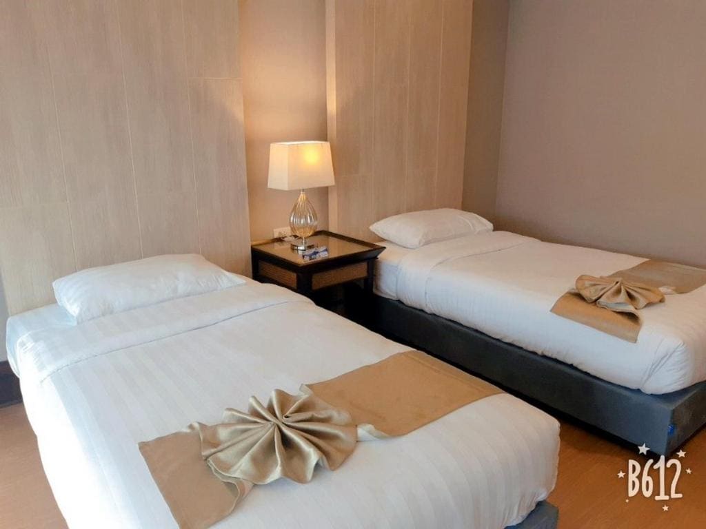 Superior Room with Twin bed room - Image 3