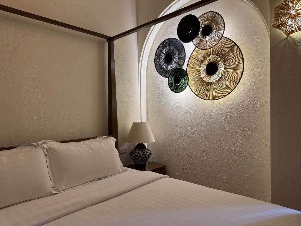Family Room room - Image 1