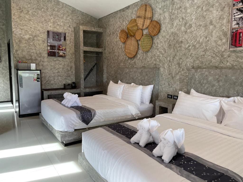 Deluxe Double or Twin Room room - Image 2