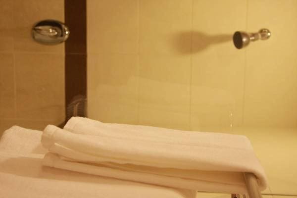 Superior Twin Room room - Image 2