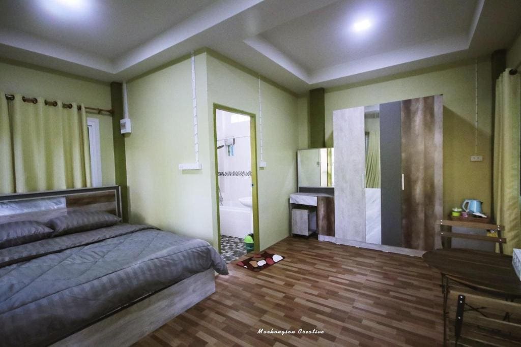 Double Room with Terrace room - Image 3