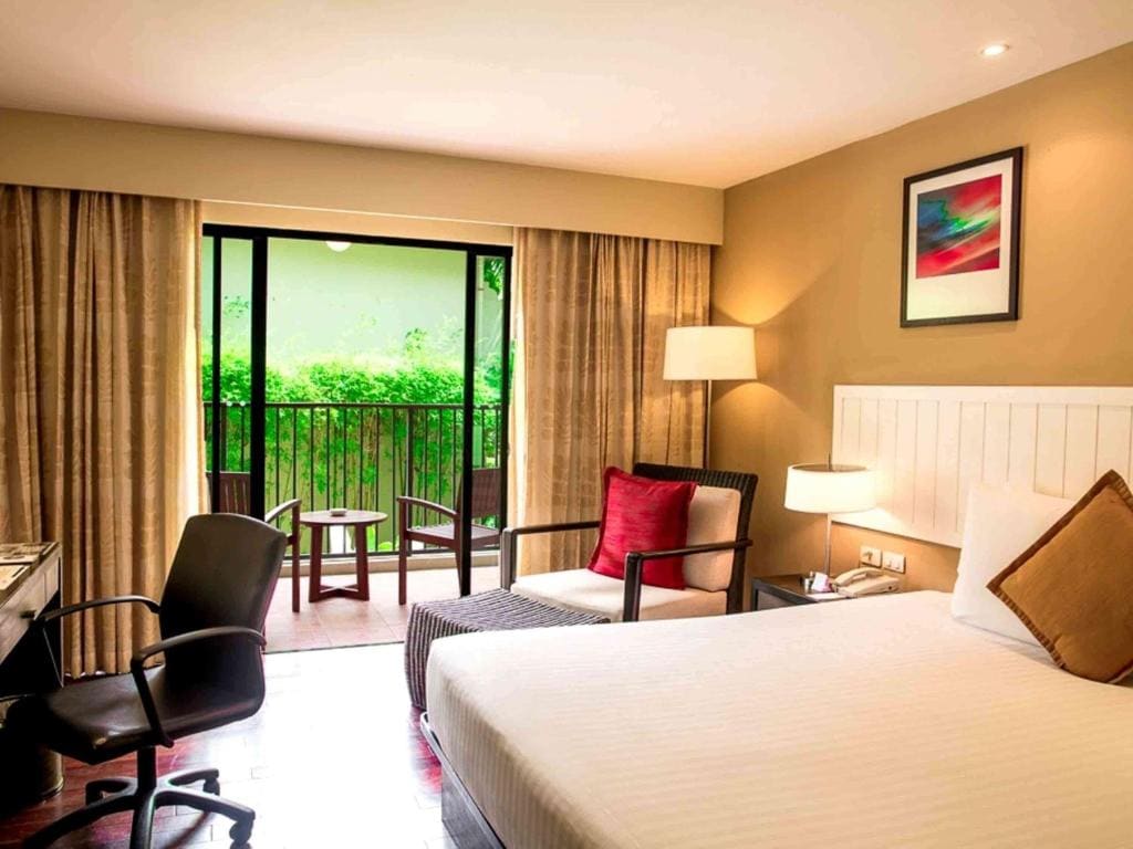 Standard King Room room - Image 3