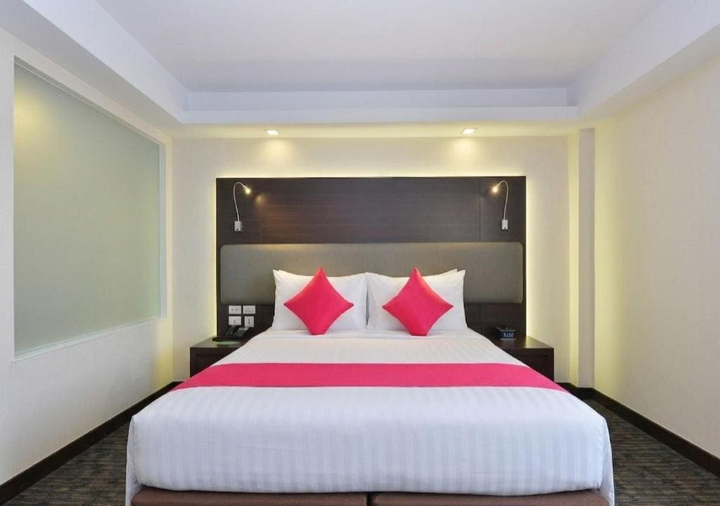 Deluxe Double Room room - Image 1