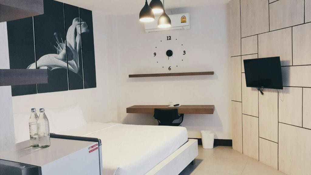 Economy Double Room room - Image 2