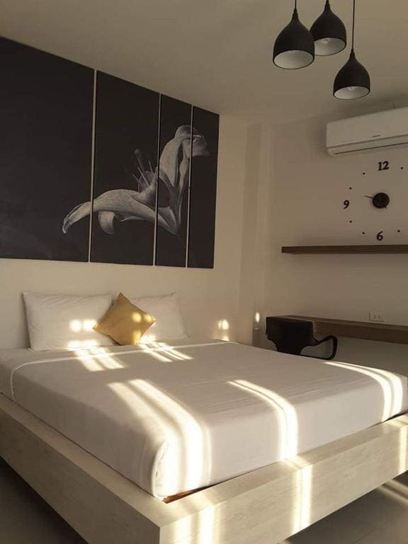 Economy Double Room room - Image 3