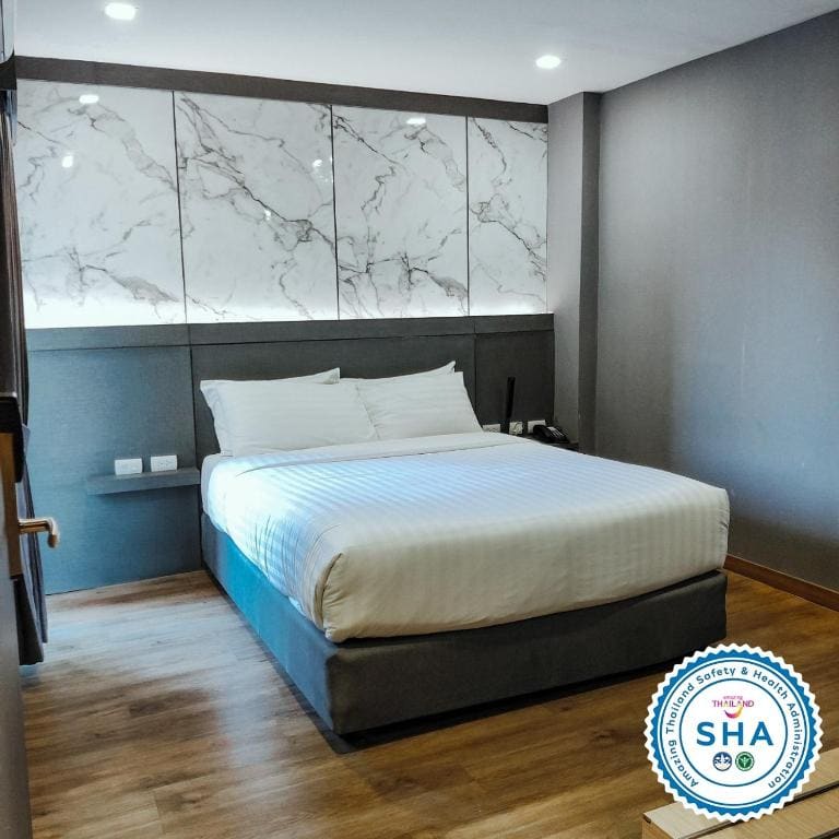 Superior Double Room room - Image 2