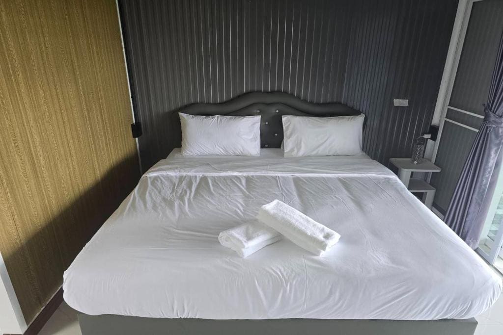 Standard Double Room room - Image 2