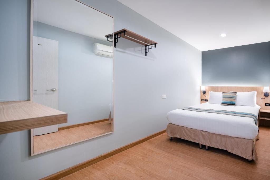 Two-Bedroom Suite room - Image 2