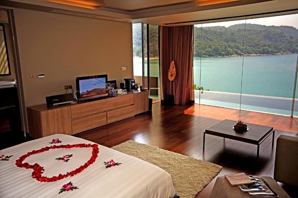 FamilyTwo-Bedroom Villa with private pool room - Image 2