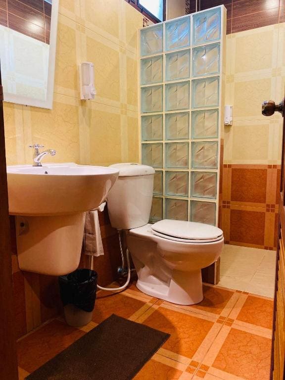 Standard Double Room room - Image 3