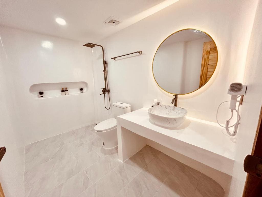 One-Bedroom Villa room - Image 2