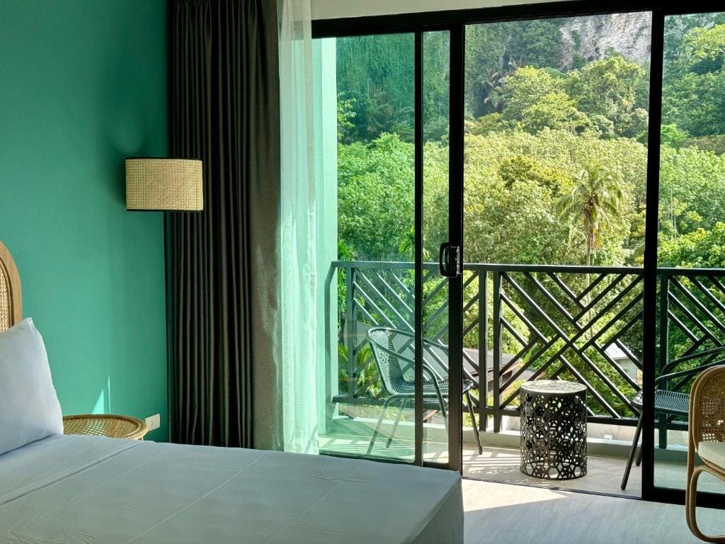King Room with Mountain View room - Image 3