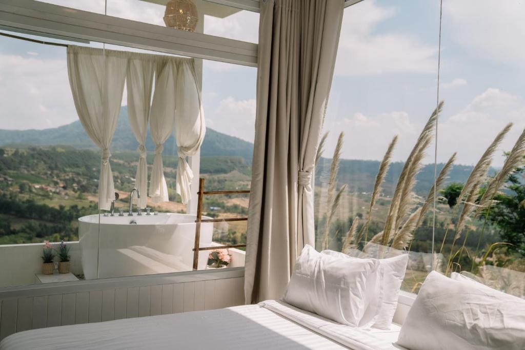 Deluxe Double Room room - Image 3