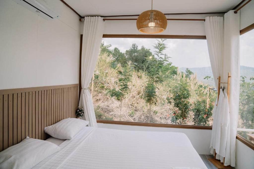 King Room with Mountain View room - Image 3