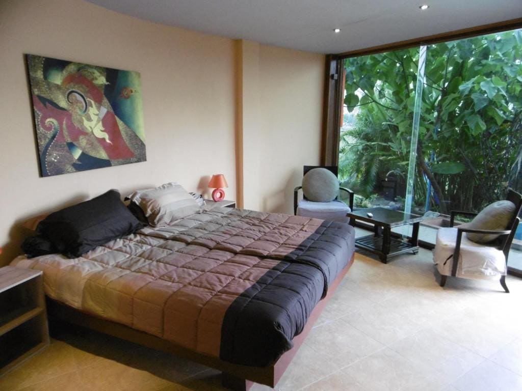 Double Room with Pool View room - Image 1