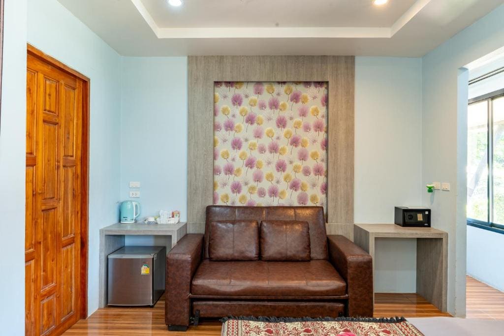 Triple Room with View room - Image 3